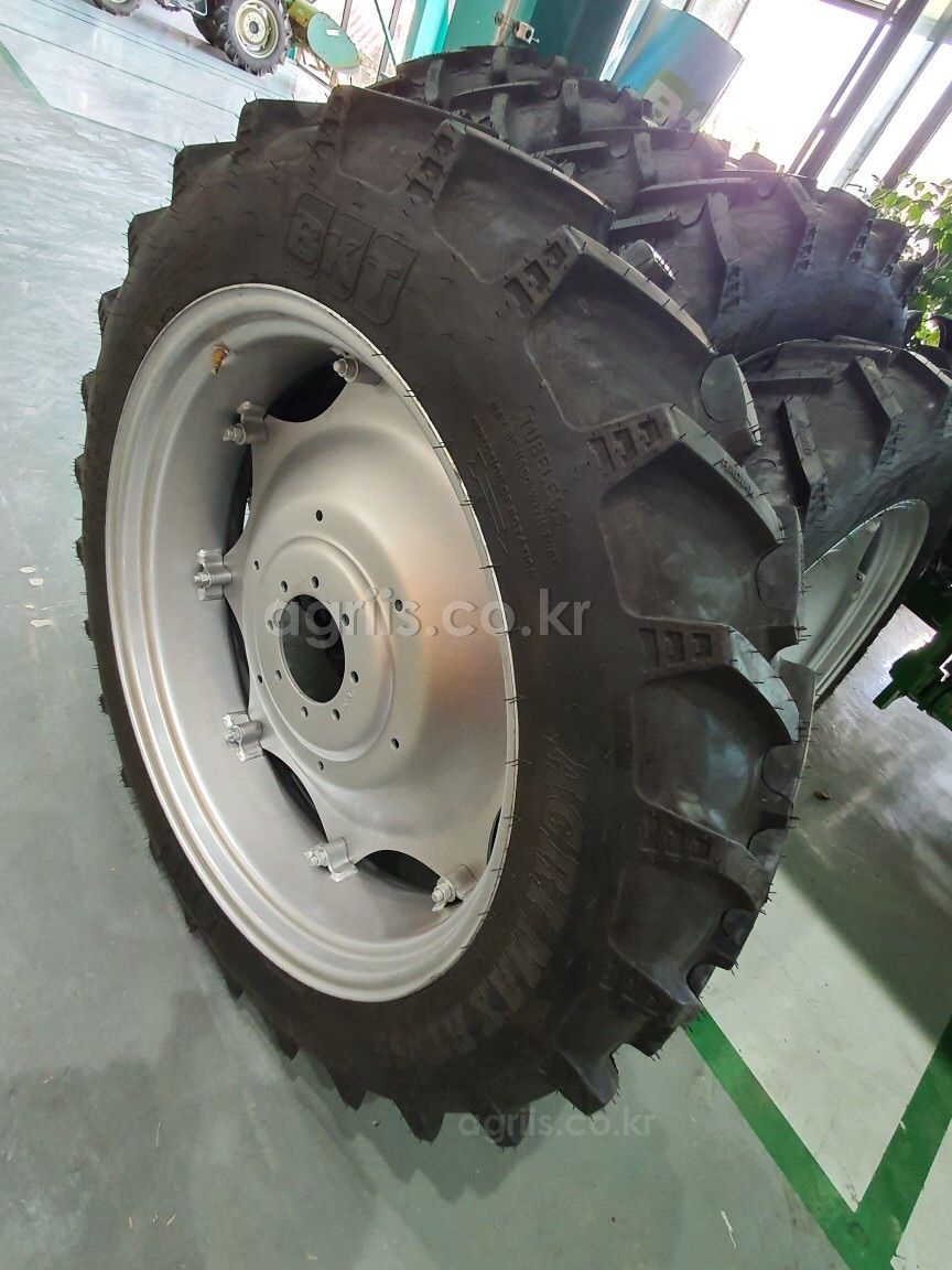 BKT <b>소폭</b><b>타이어</b> 11.2-R36 래디얼<b>타이어</b>휠조합 사진2