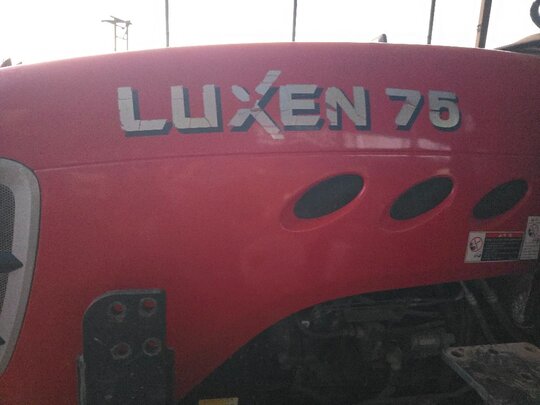 국제 트랙터 LUXEN75 (75마력)