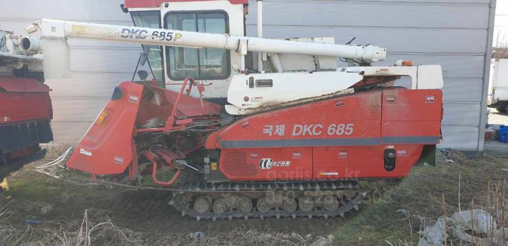 TYM Combine Harvester HU6000G (4Rows) 사진4