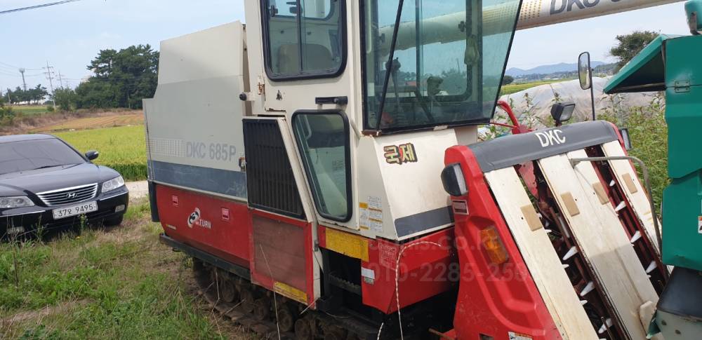 Kukje Combine Harvester DKC685 (4Rows)