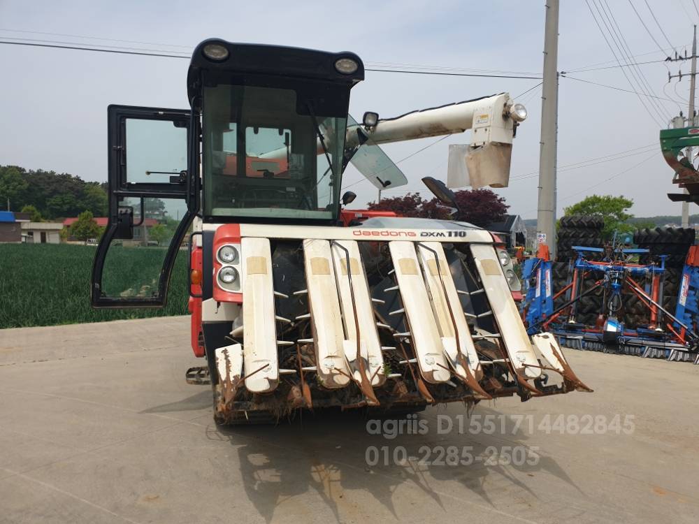 Daedong Combine Harvester DXM110GC (6Rows) 사진2