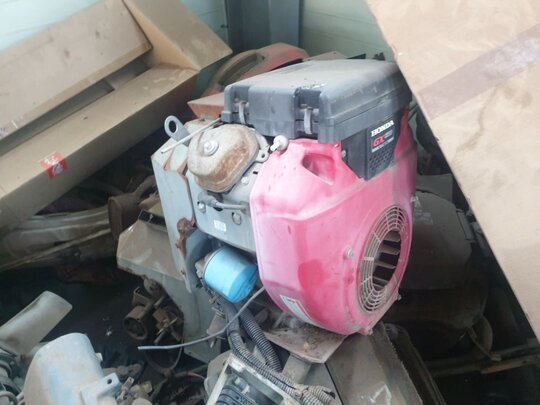 얀마 이앙기 VP6 (6조식) 앞좌측면