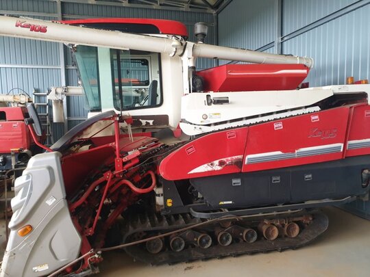 Kukje Combine Harvester KC105CXA (6Rows) 앞좌측면