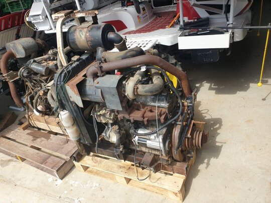 Kukje Combine Harvester KC575 (4Rows) 앞좌측면