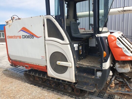 Daedong Combine Harvester DXM85G-C (5Rows) 앞좌측면