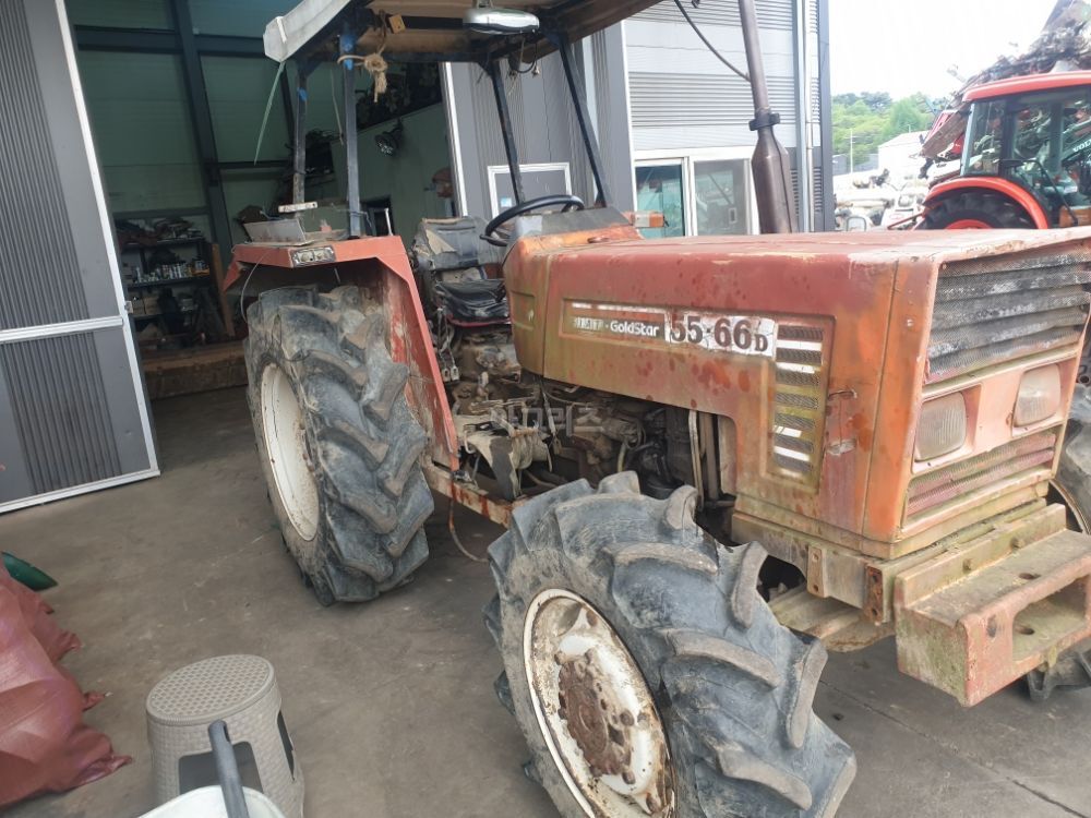 NewHolland Tractor 55-66D (55hp) 뒤우측면