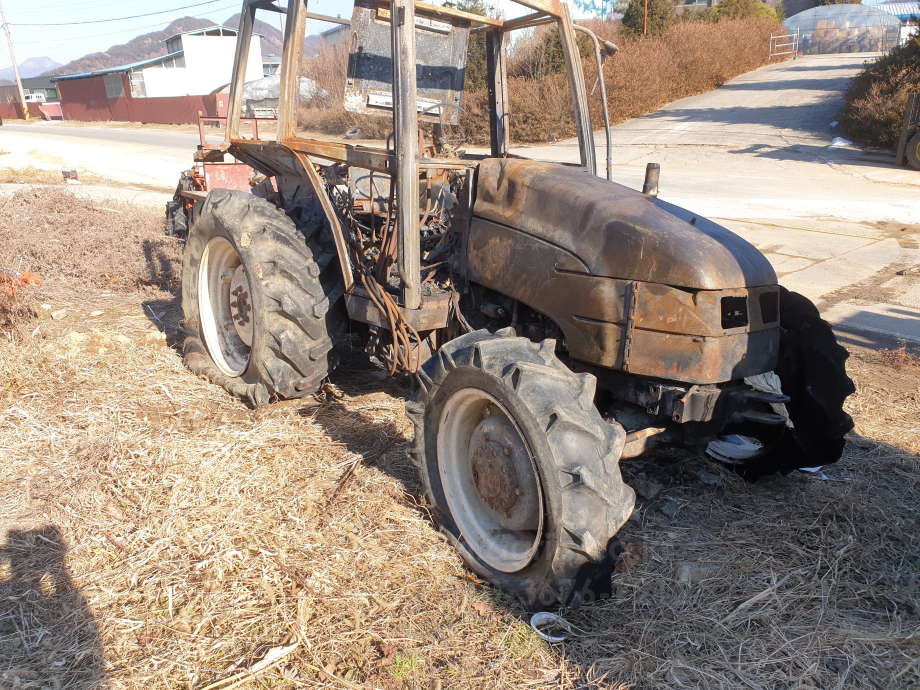 NewHolland Tractor L65 (65hp) 사진3