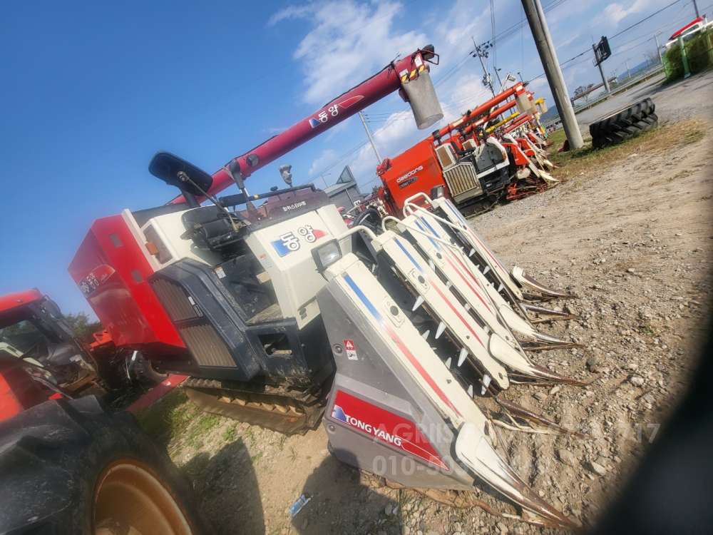 TYM Combine Harvester CF690G (6Rows)