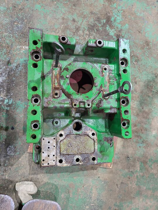 존디어 트랙터 6220 (90마력) 앞좌측면