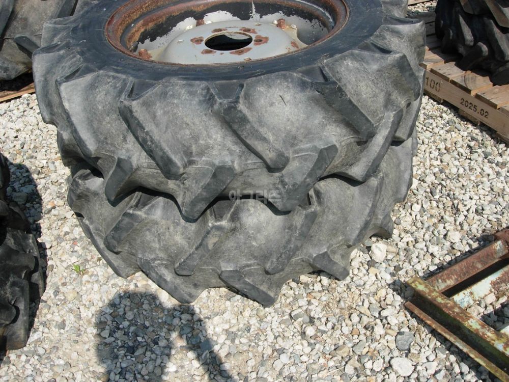 TYM Tractor T720 (72hp) 뒤우측면