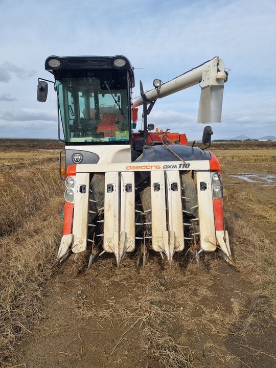 Daedong Combine Harvester DXM110GC (6Rows) 엔지 제외 통으로 사진1