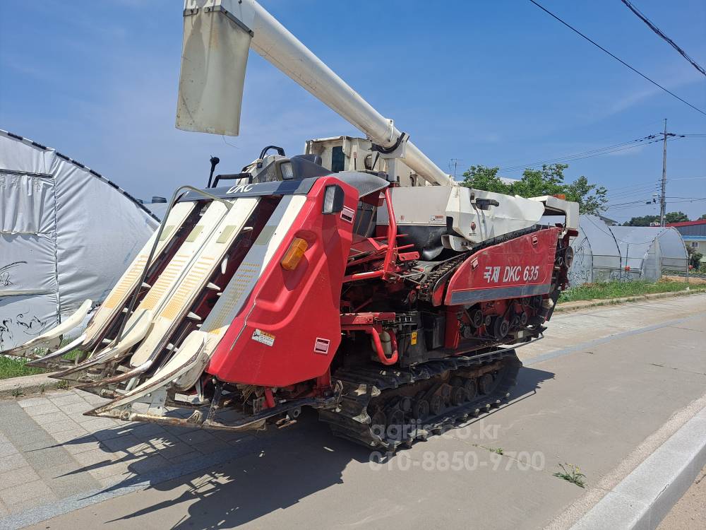 TYM Combine Harvester C704G (4Rows) 사진5