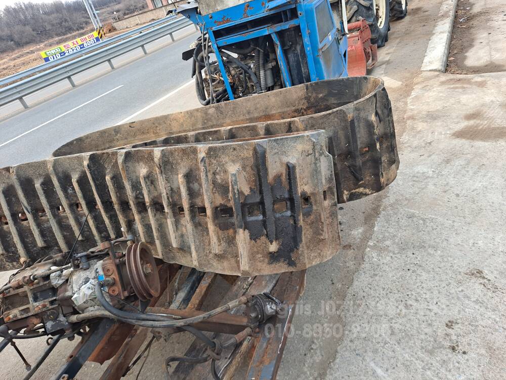 TYM Combine Harvester HL5050 (4Rows) 뒤우측면