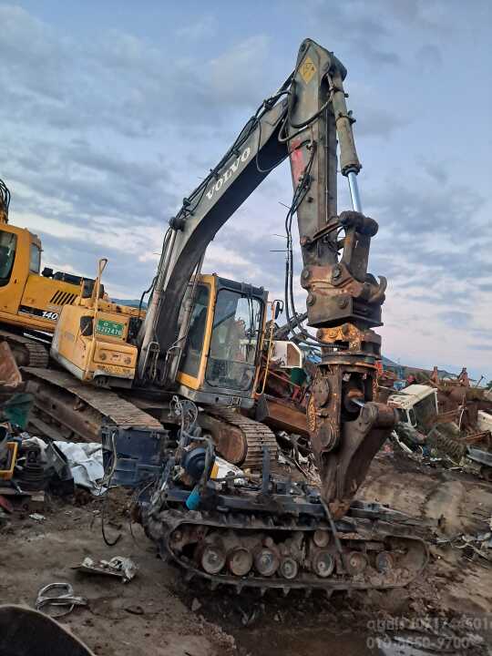 볼보 EC140 굴삭기 폐차전용집게.고철가위장작