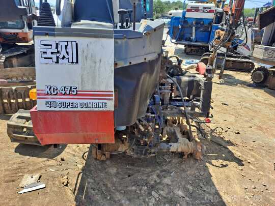 Kukje Combine Harvester KC475 (3Rows) 앞좌측면