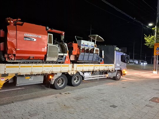 Daedong Combine Harvester DSM72 (4Rows) 앞좌측면