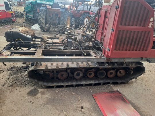 TYM Combine Harvester (4조식)  앞좌측면