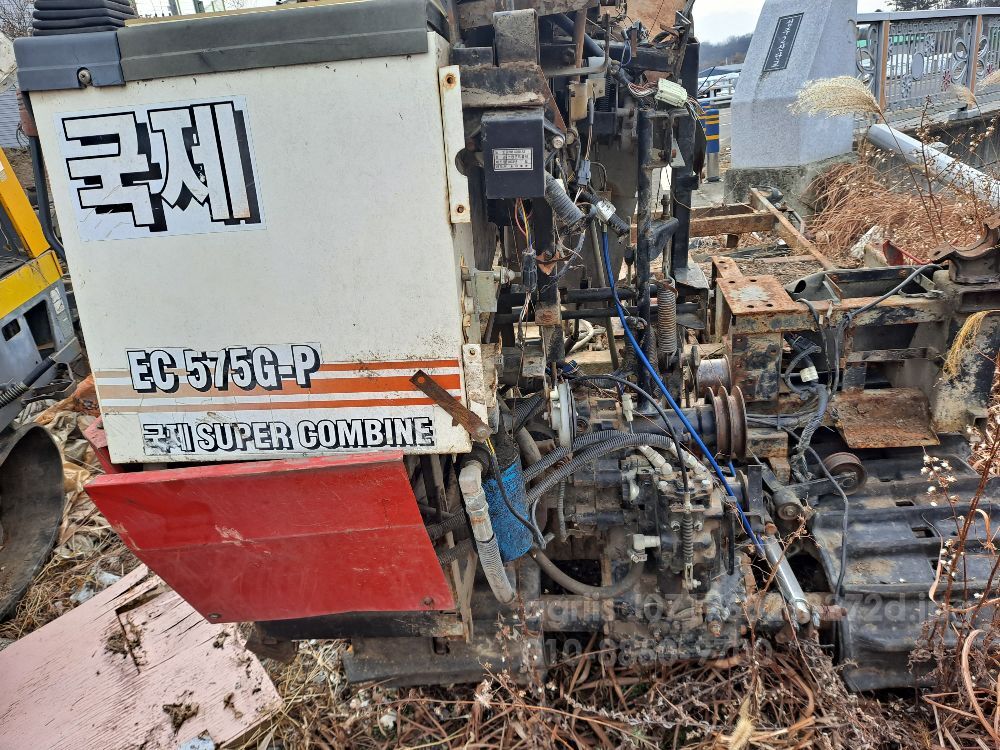 Kukje Combine Harvester KC575G (4Rows) 뒤우측면