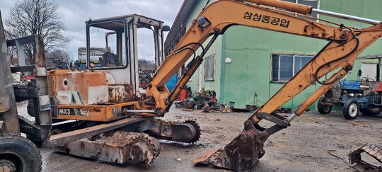 삼성025.MX3.3A.MX5 굴삭기 미니017코벨코.삼성.대우 02포크레인 관련부품 앞좌측면