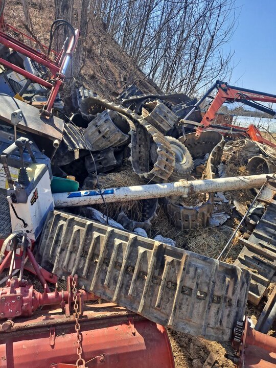 Daedong Combine Harvester DSM-55 (4Rows) 앞좌측면