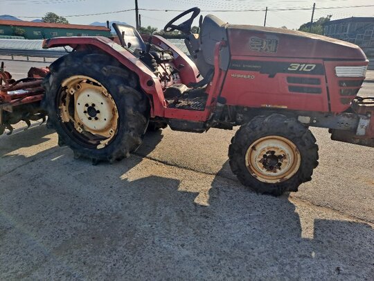 Kukje Tractor AF310 (30hp)