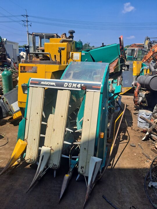 Daedong Combine Harvester DSM41 (3Rows) 앞좌측면