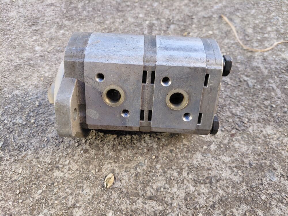 Daedong Tractor 트랙터  유압펌프 사진2