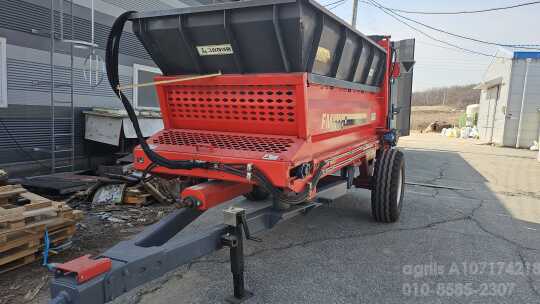  퇴비살포기 퇴비살포기