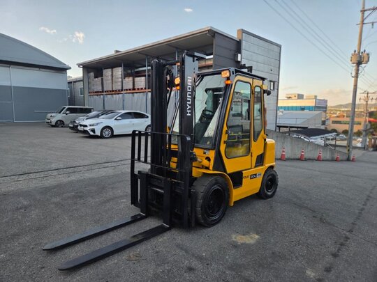 현대 지게차 Forex 30L-7A (3톤)