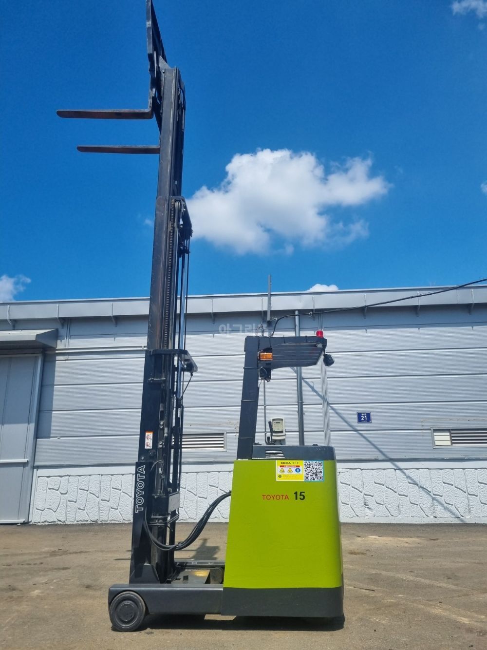  Forklift 7FBR15 (1.5톤) 뒤우측면
