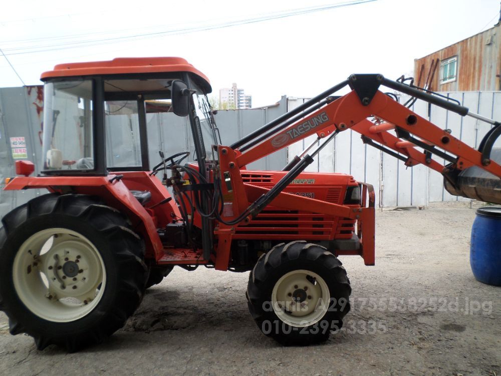 대동 트랙터 D4351 (43마력) 뒤우측면