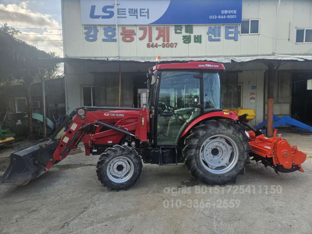 TYM 트랙터 M520 (52마력) 측면