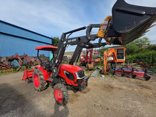Daedong Tractor LK400 (40hp) 앞좌측면