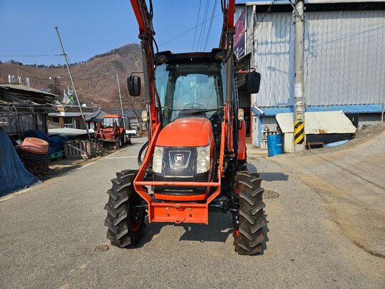 대동 트랙터 RX560 (56마력) 앞좌측면