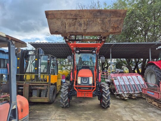 Daedong Tractor RX630 (63hp) 앞좌측면