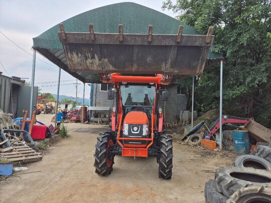 대동 트랙터 RX730 (73마력) 앞좌측면