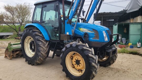 LS Tractor L7030 (85hp)