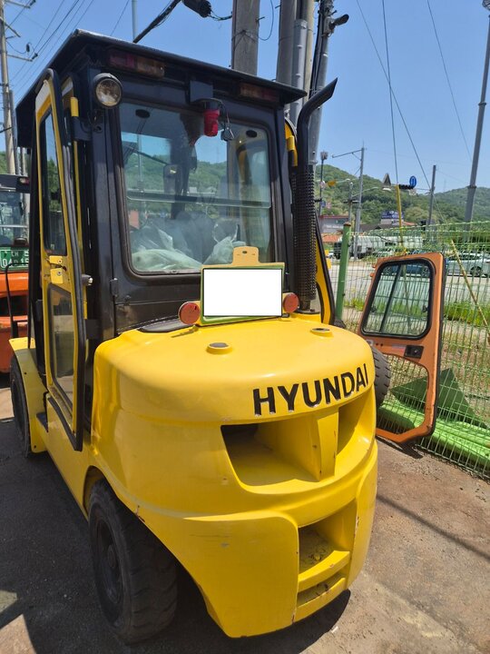 현대 지게차 33DF (3.3톤)