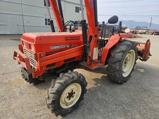 Daedong Tractor L300 (30hp)