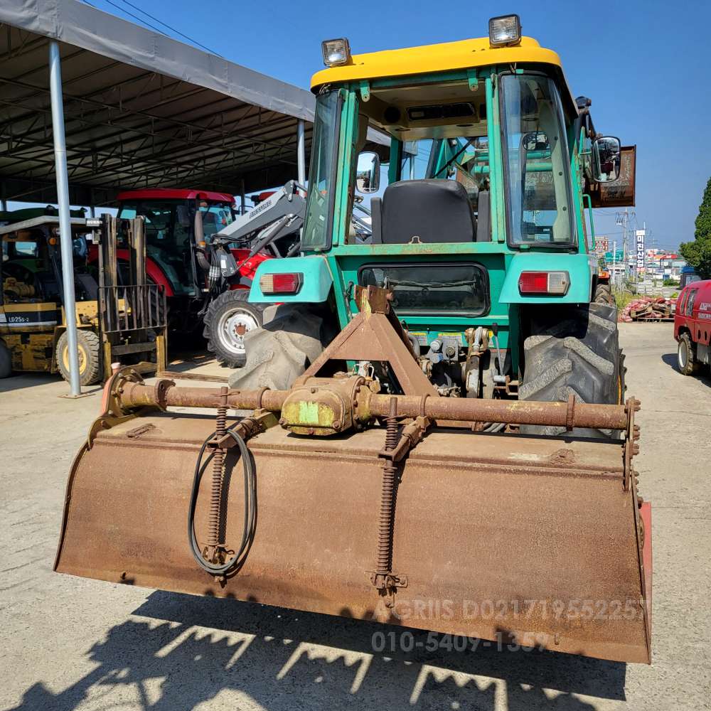 Daedong Tractor D50 (50hp) 운전석