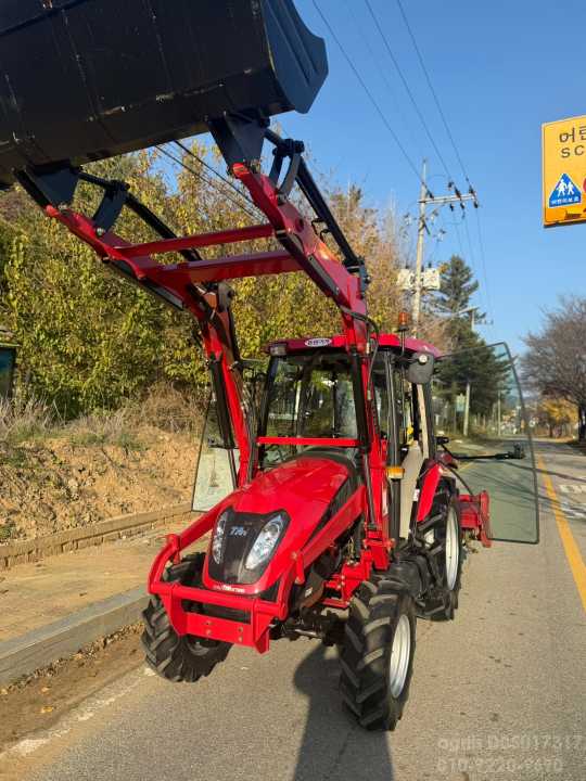 010-9220-9690 트랙터 T463 (46마력) 앞좌측면