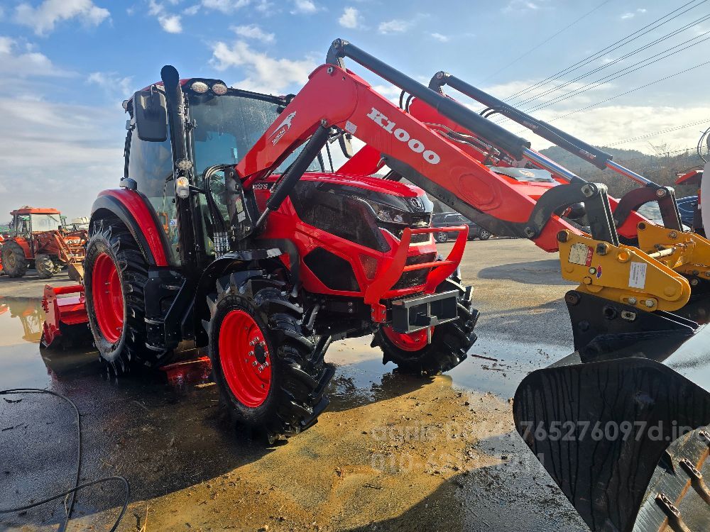 Daedong Tractor HX1000 (111hp) 뒤우측면