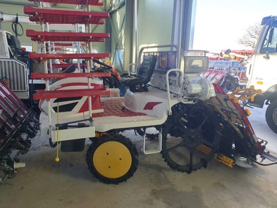 Yanmar Rice transplanter YR6DA (6Rows)