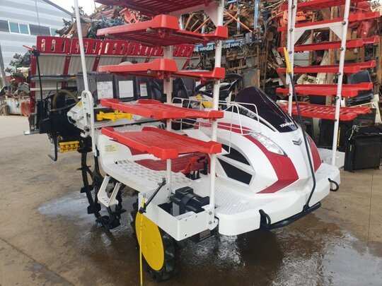 Yanmar Rice transplanter YR6D (6Rows)