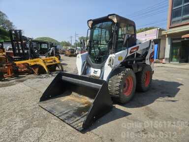 밥캣BOBCAT 스키드로더 S510 앞좌측면