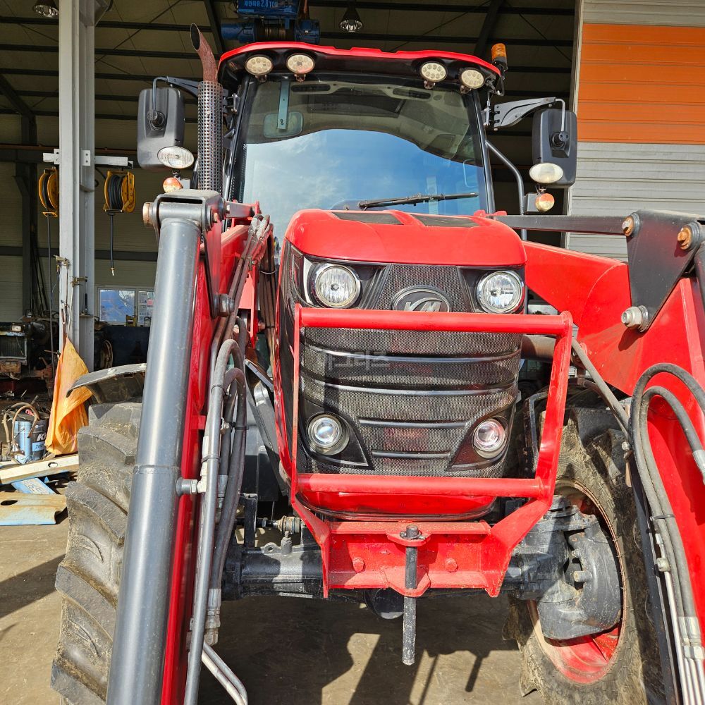 Kukje Tractor LUXEN1100 (117hp) 뒤우측면