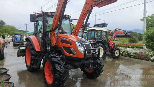 Daedong Tractor PX900 (90hp) 앞좌측면