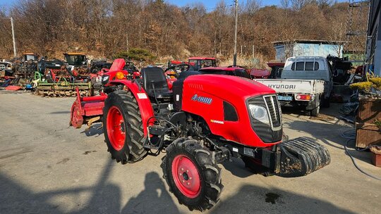 국제 트랙터 A4800 (48마력) 앞좌측면