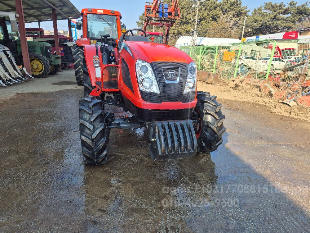 Daedong Tractor NX600 (58hp) 뒤우측면