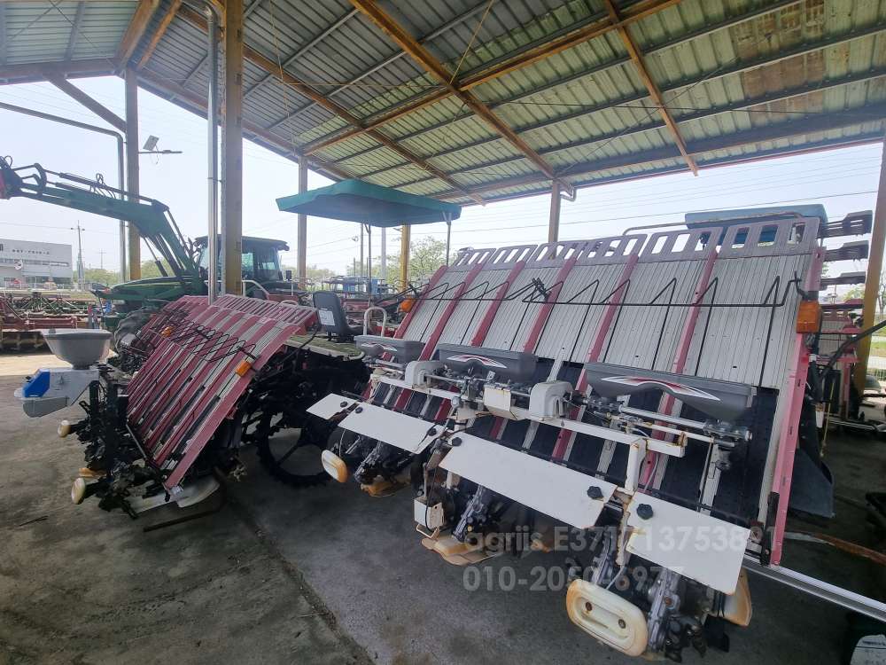 Yanmar Rice transplanter VP60DX (6Rows) 뒤우측면